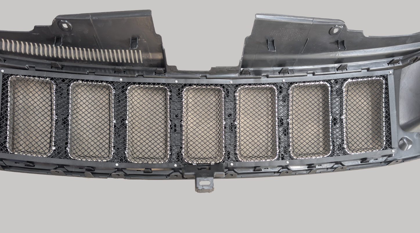 ცხაური G.CHEROKEE 2014-2016 ზედა (კომპლექტი)